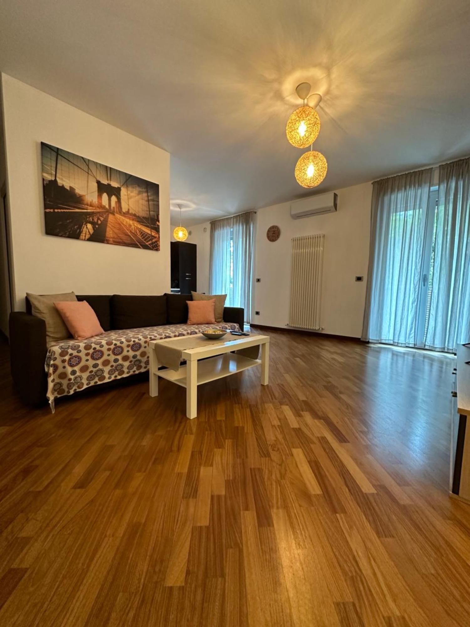 Апартаменты La Casa Di Yasmin_Pescara Centro Экстерьер фото